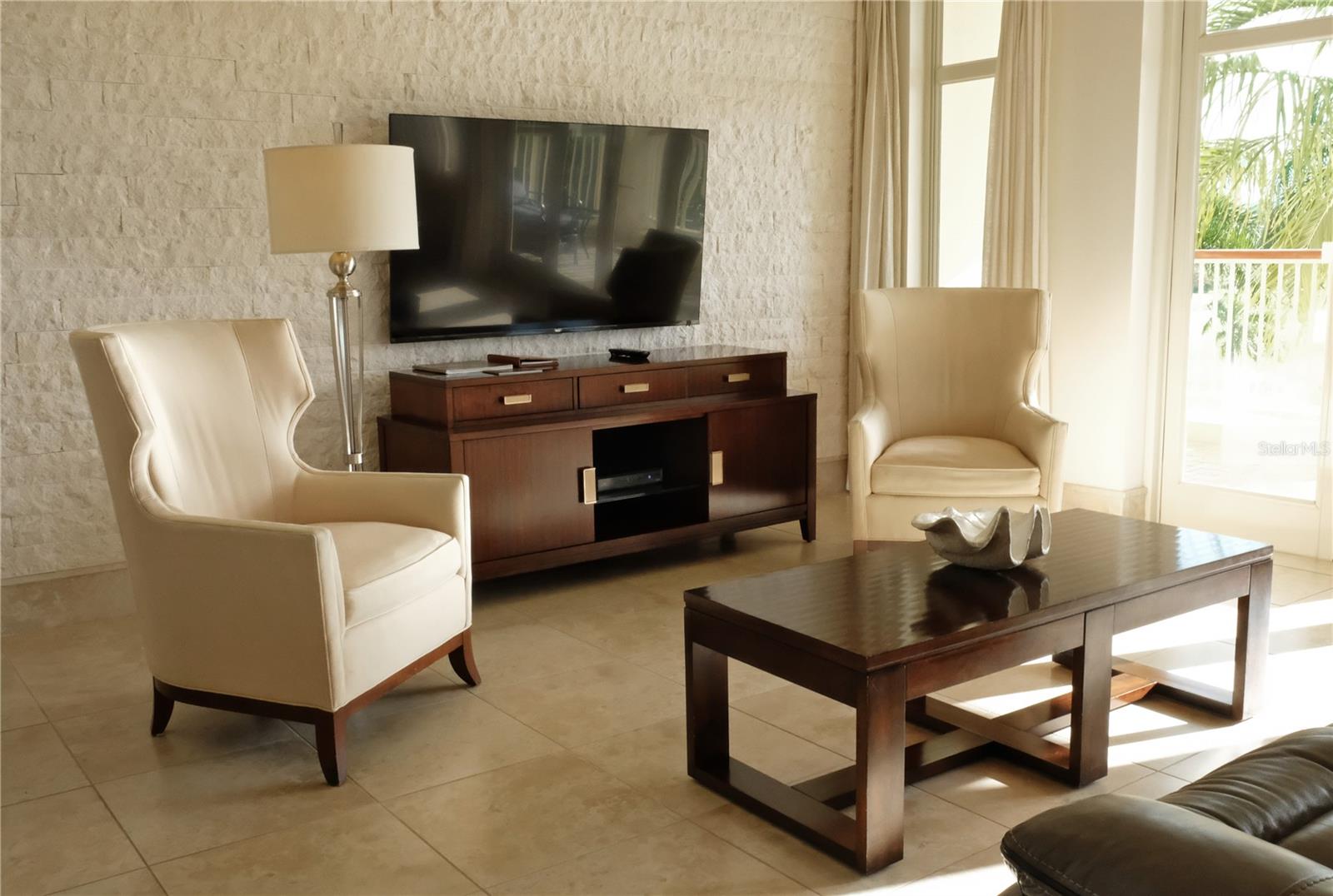 PLANTATION VILLAGE - Residential