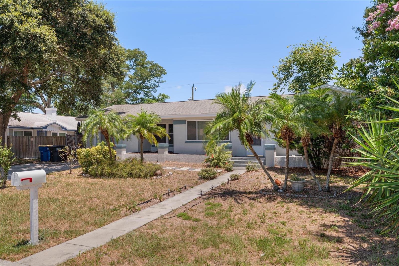 1428 PINEBROOK DRIVE