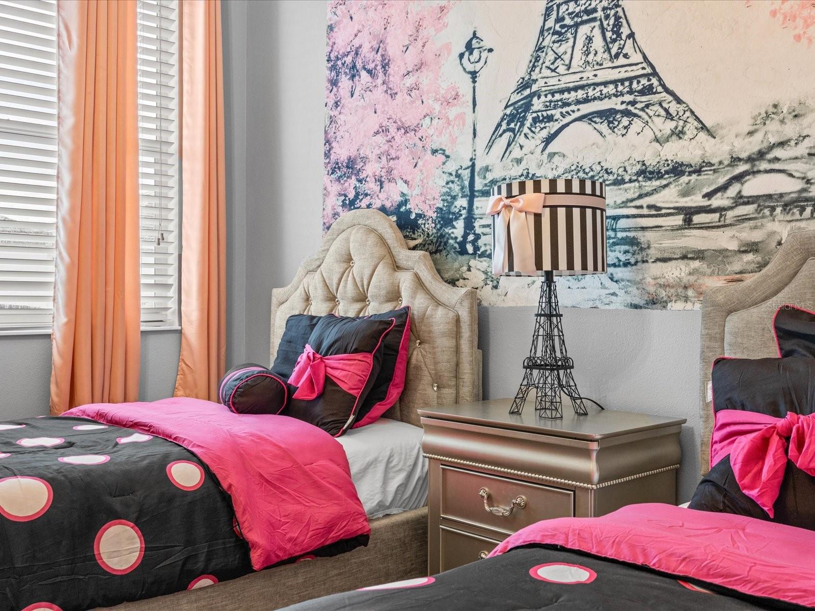 2613 YOUNTVILLE AVENUE