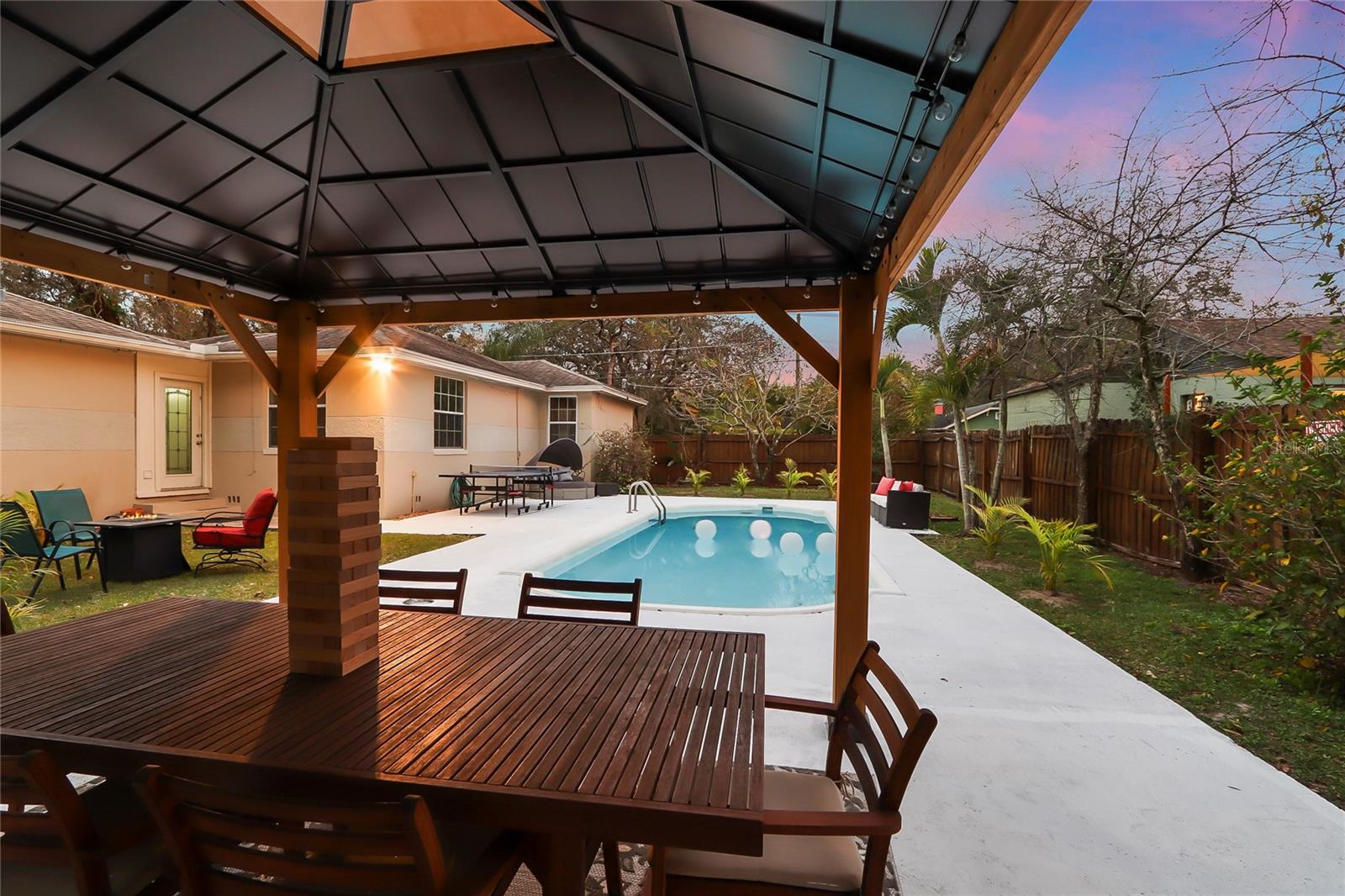 GRAND VIEW - Residential Lease