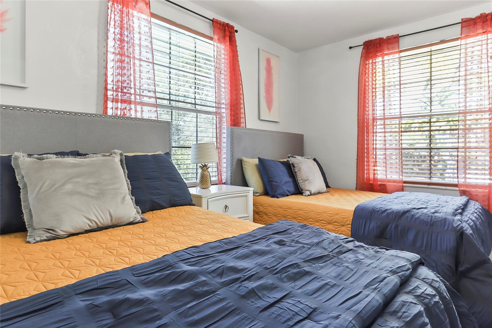 GRAND VIEW - Residential Lease