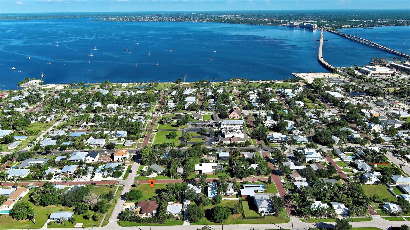 PUNTA GORDA - Land