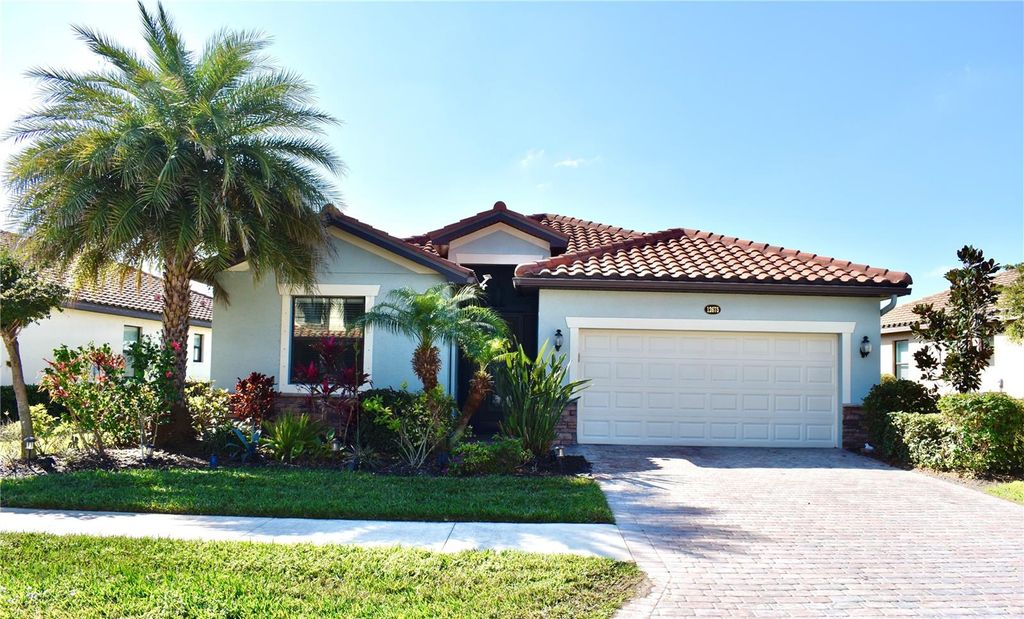 Photo of 12675 Richezza Drive, Venice, FL 34293 (MLS # A4673630)