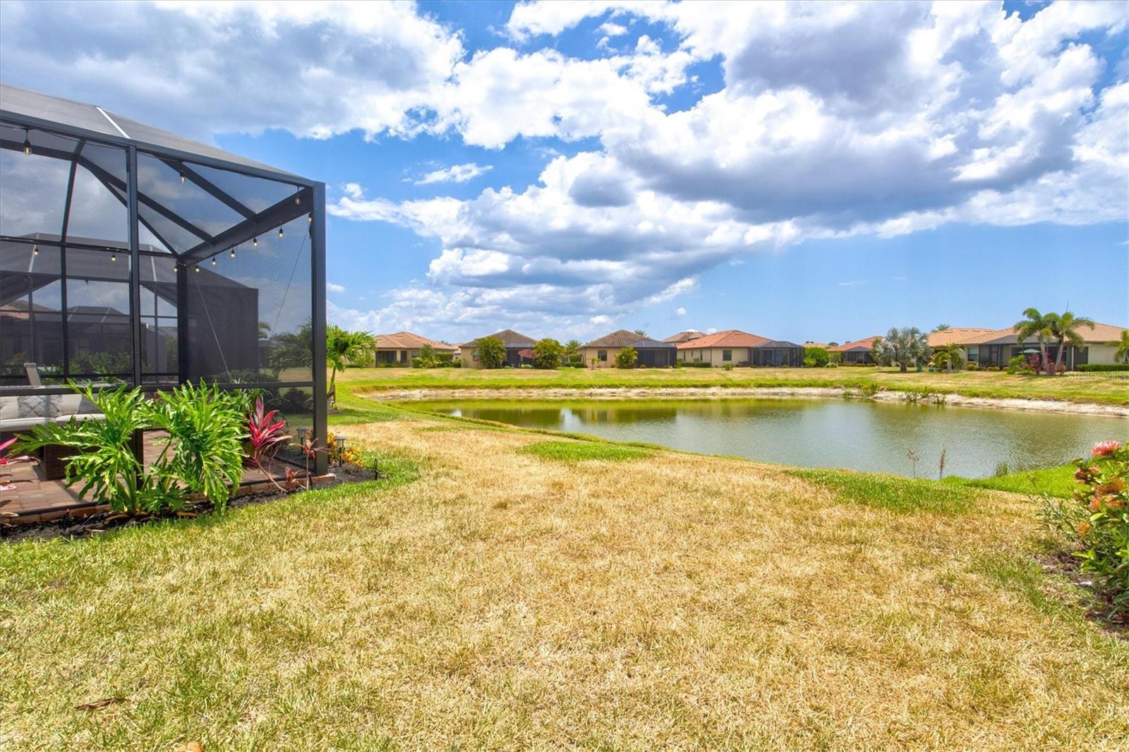 GRAN PARADISO PH 1 - Residential