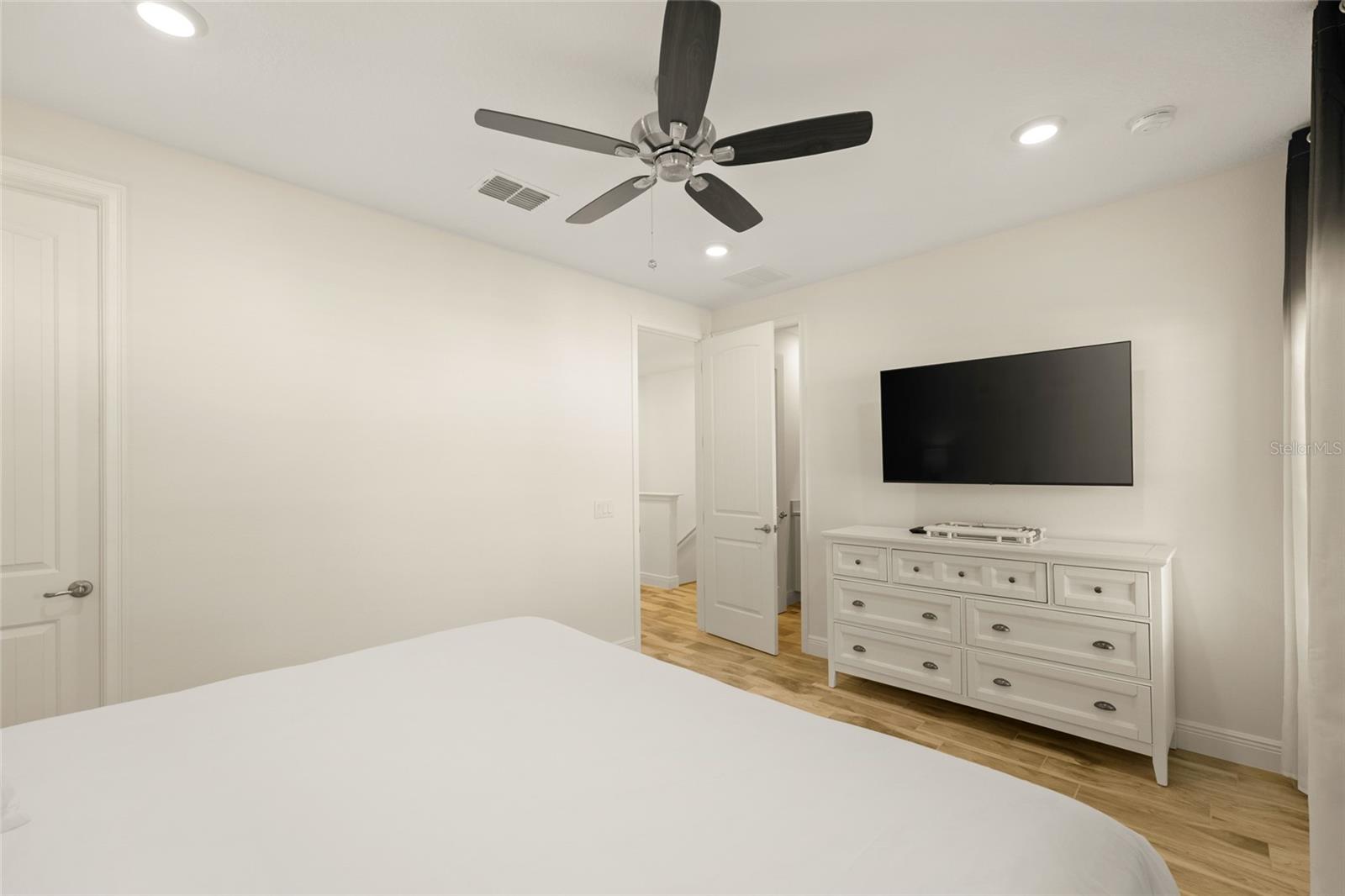 ROLLING OAKS PH 7 - Residential