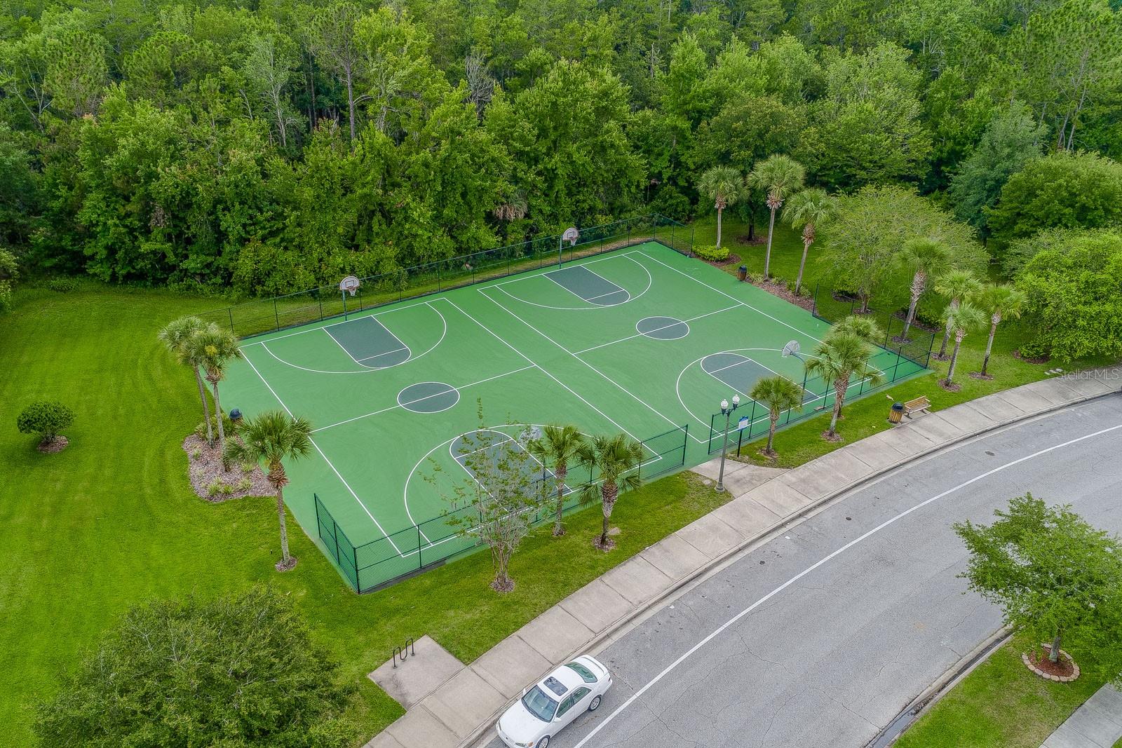 VILLAS/EAST PARK - Residential