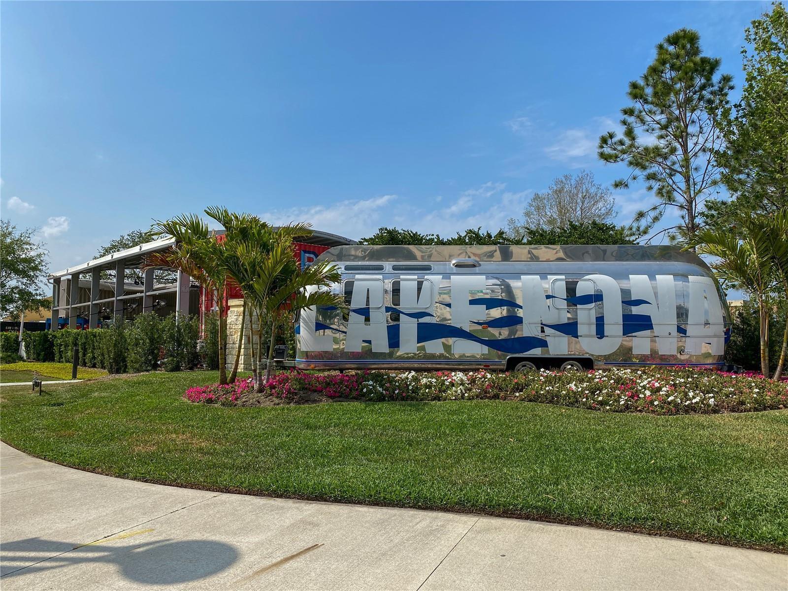 VILLAS/EAST PARK - Residential