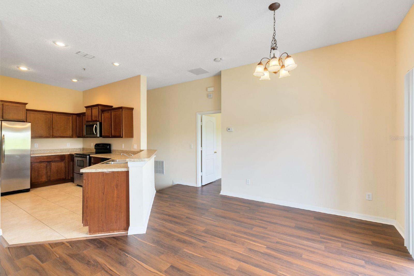 VILLAS/EAST PARK - Residential