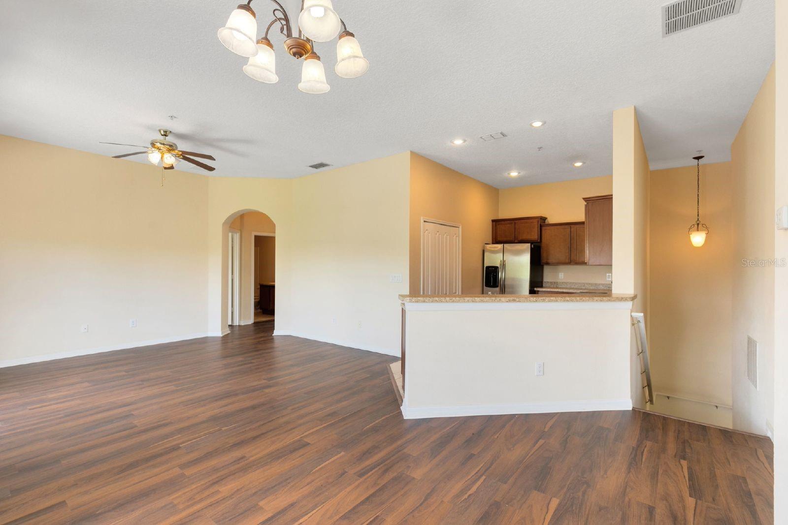 VILLAS/EAST PARK - Residential