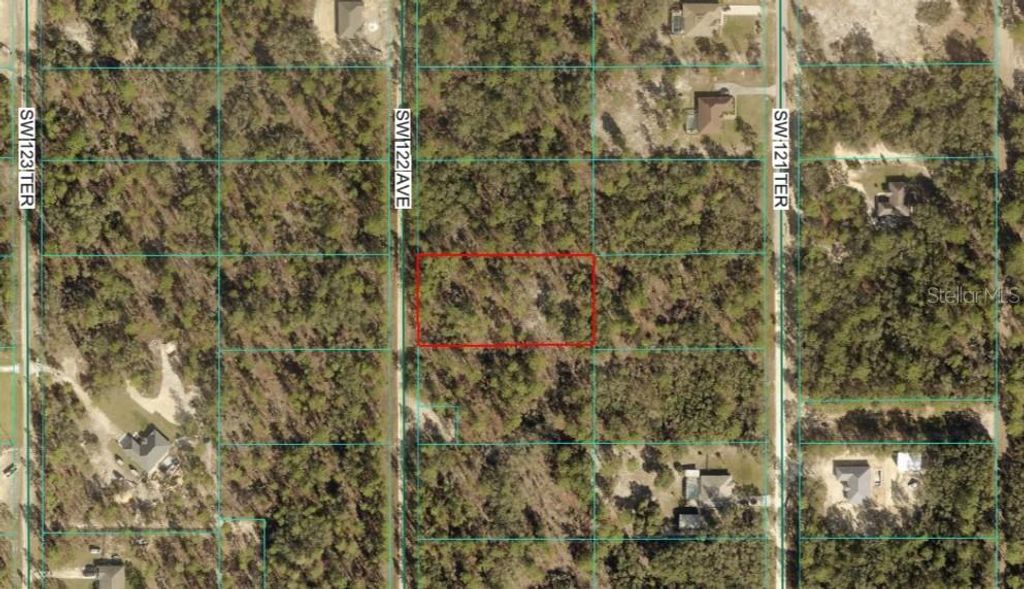Photo of 5 SW 122nd Avenue, Dunnellon, FL 34432 (MLS # OM717303)