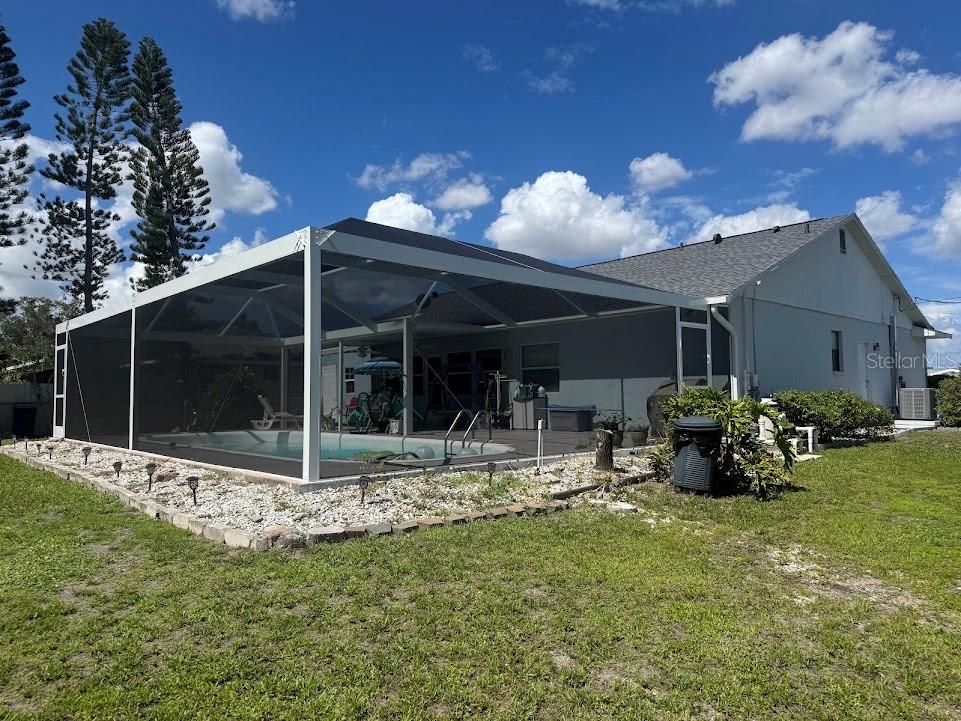 620 CAMELLIA AVENUE