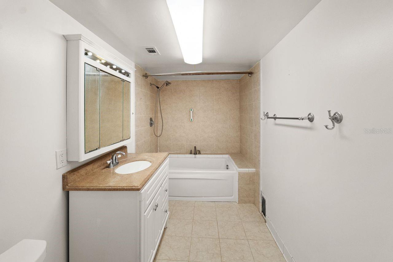 PORT RICHEY LAND CO - Residential