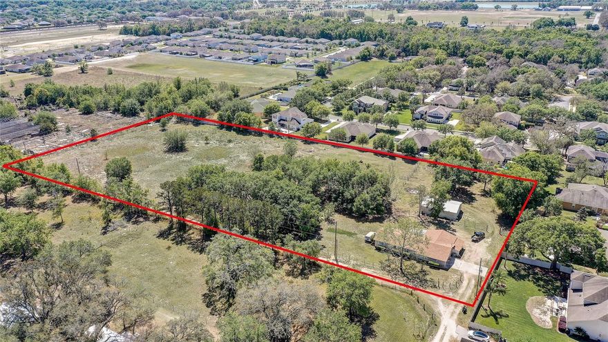 Property on a great location, 4 bedrooms and 3 bath rooms on 5 acres., no HOA, close to major Rds, shopping centers. City allows one house on half acre.