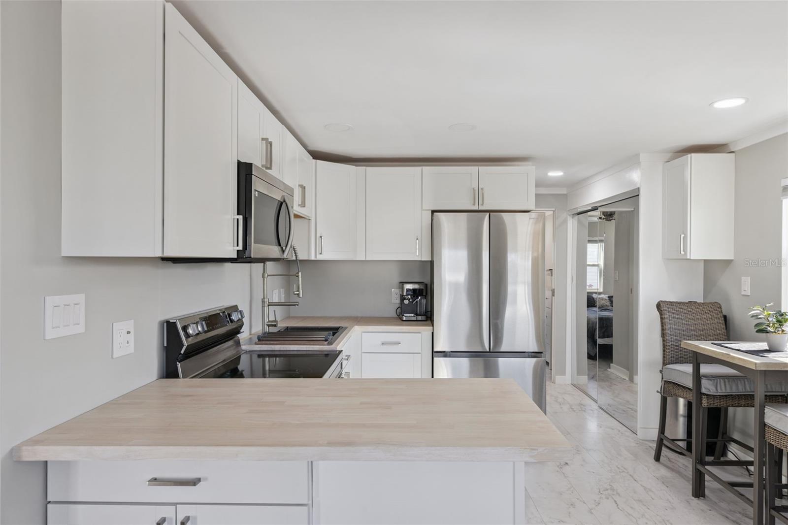 OUTDOOR RESORTS AMERICA - Residential