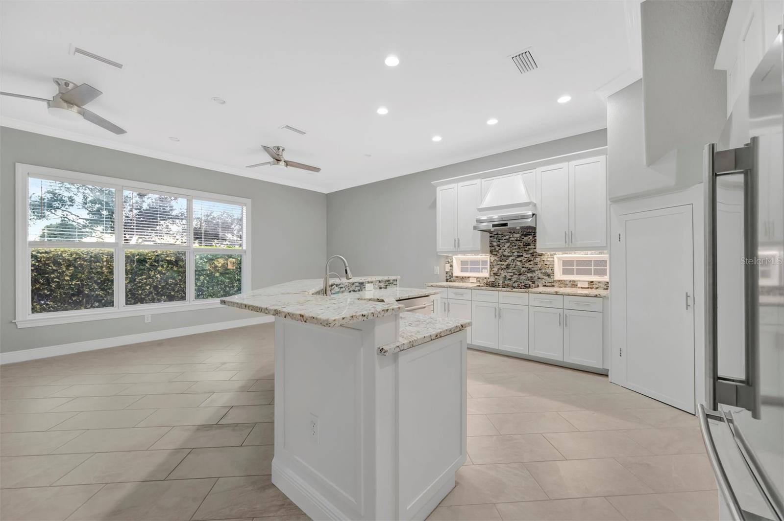 VALENCIA AT PRESTANCIA - Residential