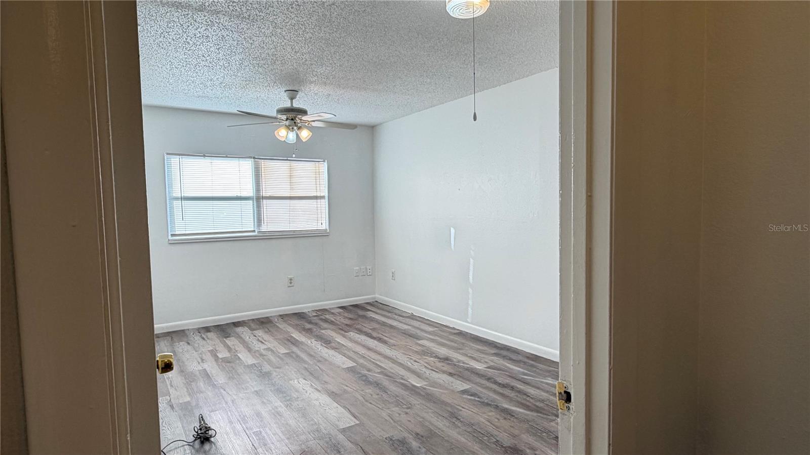 SKY ACRES - Residential Lease