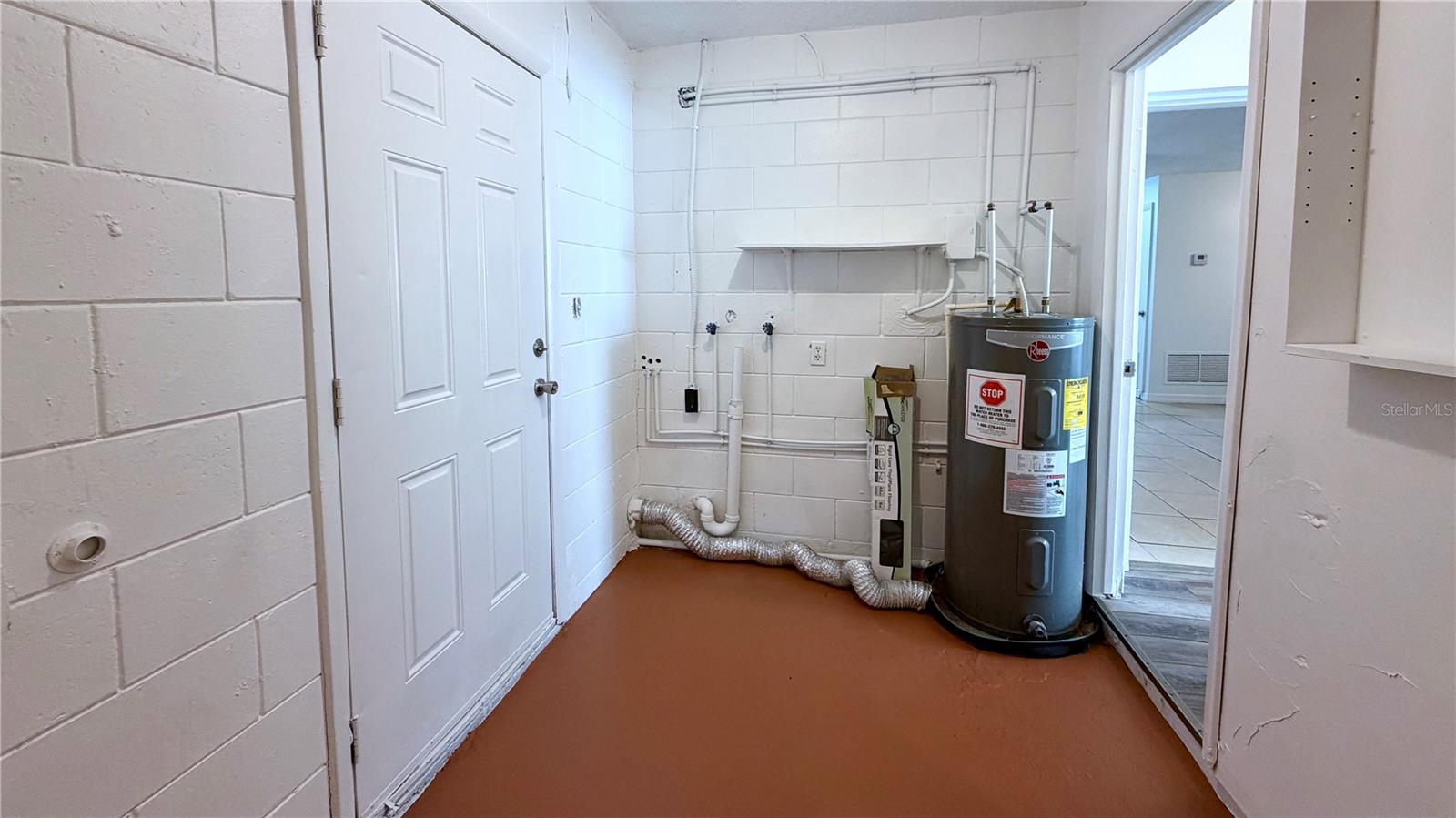 SKY ACRES - Residential Lease