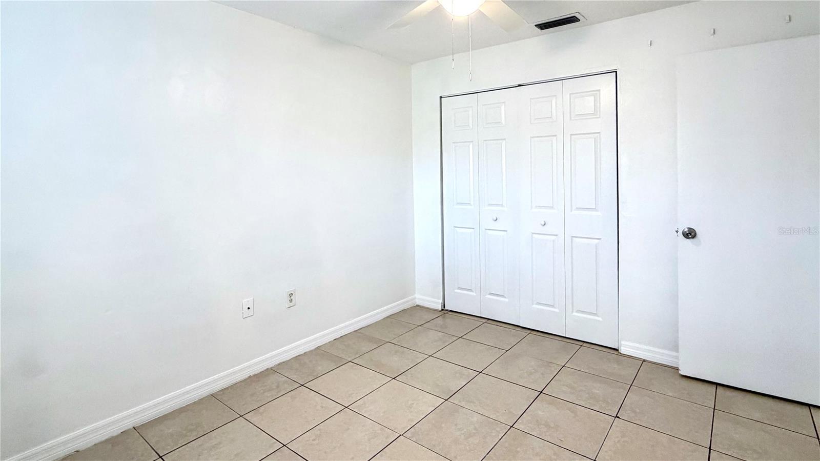 SKY ACRES - Residential Lease