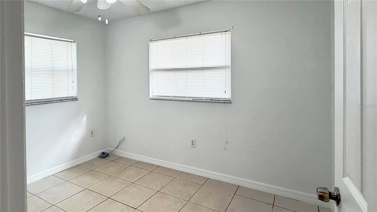 SKY ACRES - Residential Lease