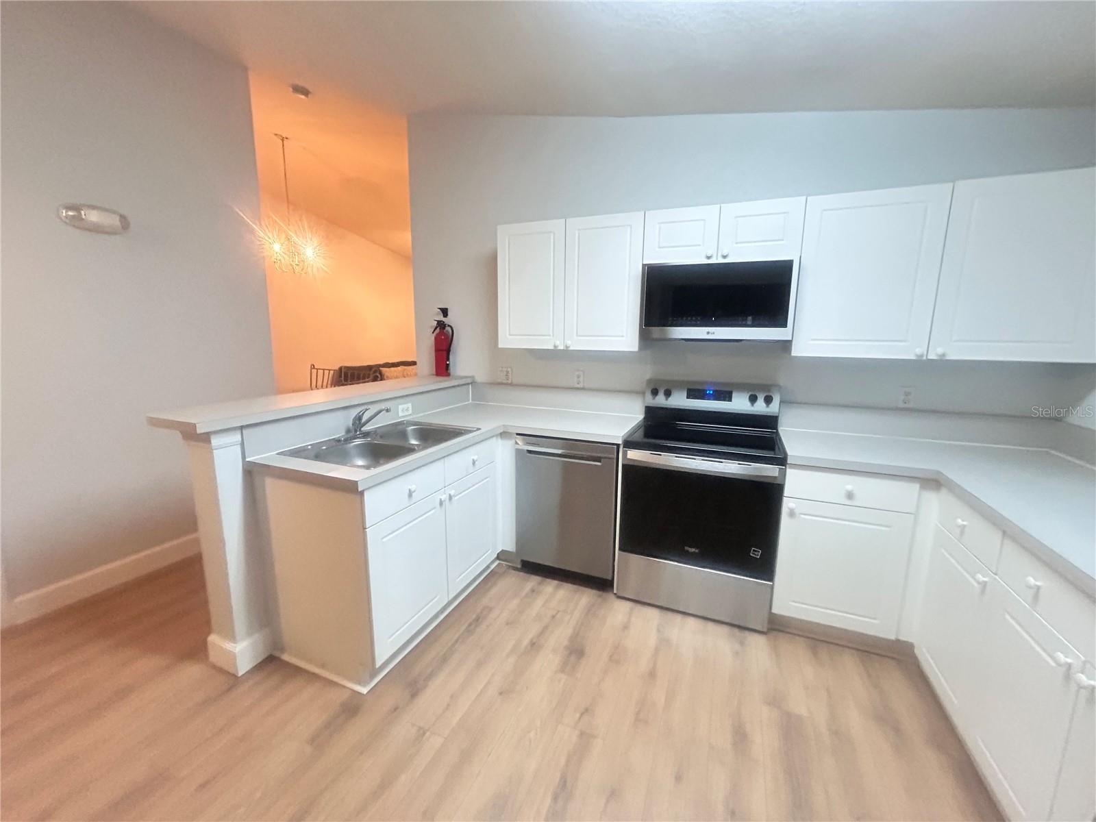 GRAND PALMS CONDO 4 PH 4 - Residential Lease