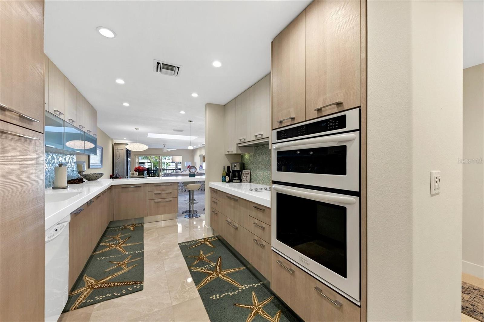 THE SHORE - Residential Lease