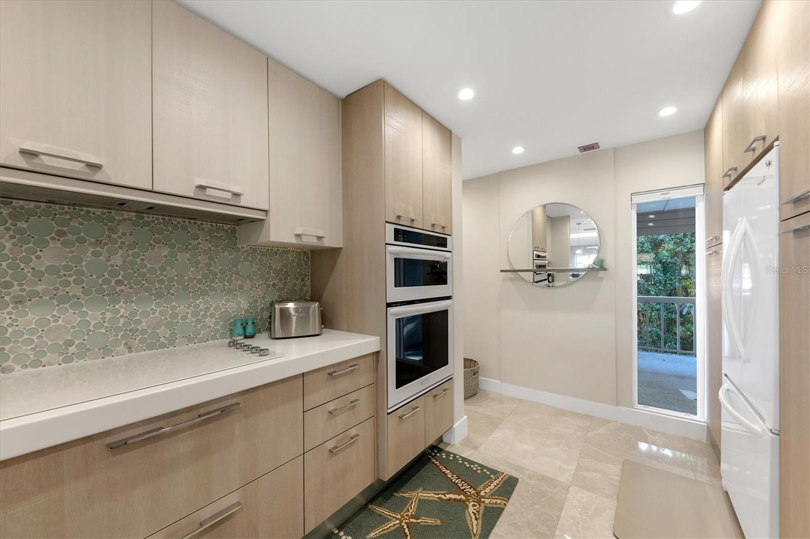 THE SHORE - Residential Lease