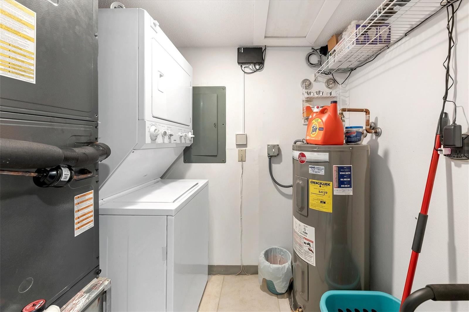 THE SHORE - Residential Lease