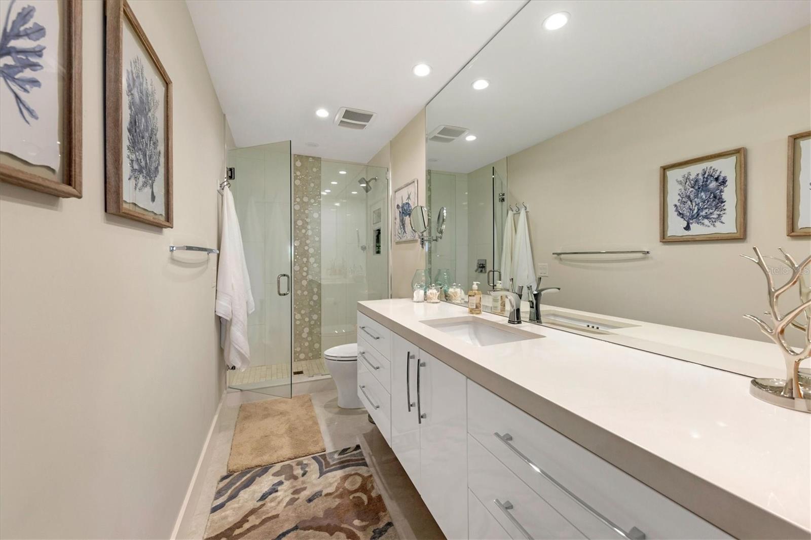 THE SHORE - Residential Lease