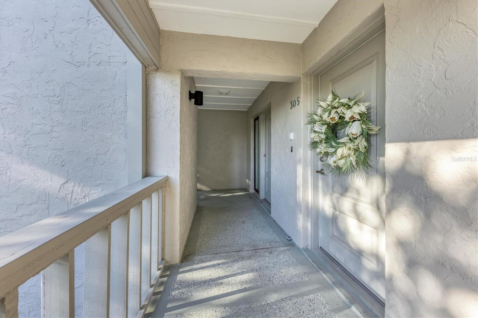 5757 GULF OF MEXICO DRIVE 305