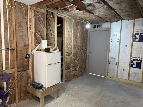 Tiny photo for 118 N Grandview Street, Mount Dora, FL 32757 (MLS # G5108730)