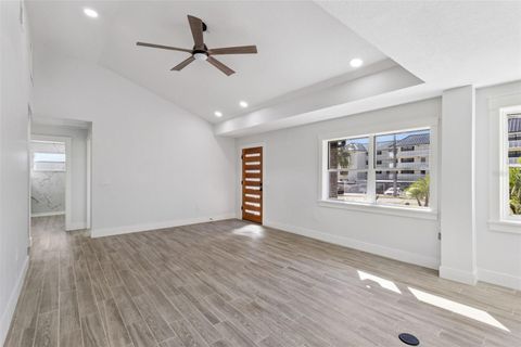 Tiny photo for 118 N Grandview Street, Mount Dora, FL 32757 (MLS # G5108730)