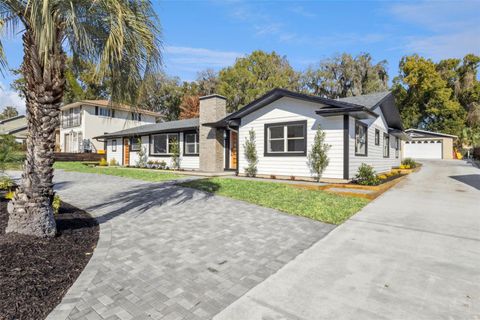 Tiny photo for 118 N Grandview Street, Mount Dora, FL 32757 (MLS # G5108730)