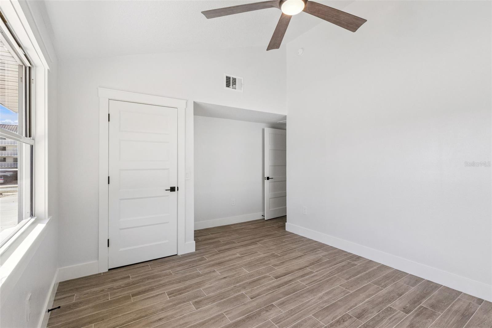 MOUNT DORA HOUGH - Residential