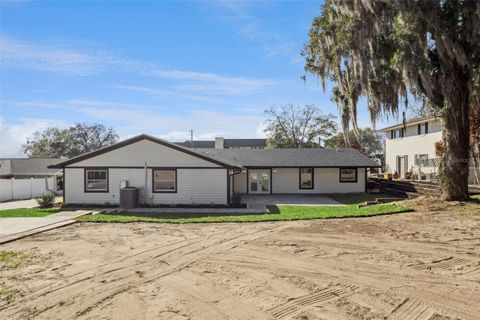 Tiny photo for 118 N Grandview Street, Mount Dora, FL 32757 (MLS # G5108730)