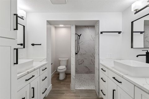 Tiny photo for 118 N Grandview Street, Mount Dora, FL 32757 (MLS # G5108730)