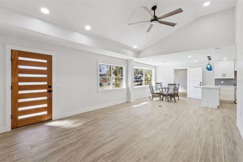 Tiny photo for 118 N Grandview Street, Mount Dora, FL 32757 (MLS # G5108730)