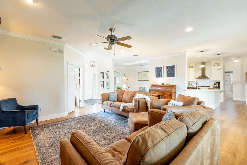 SOUTH POINTE PH 1 - Residential