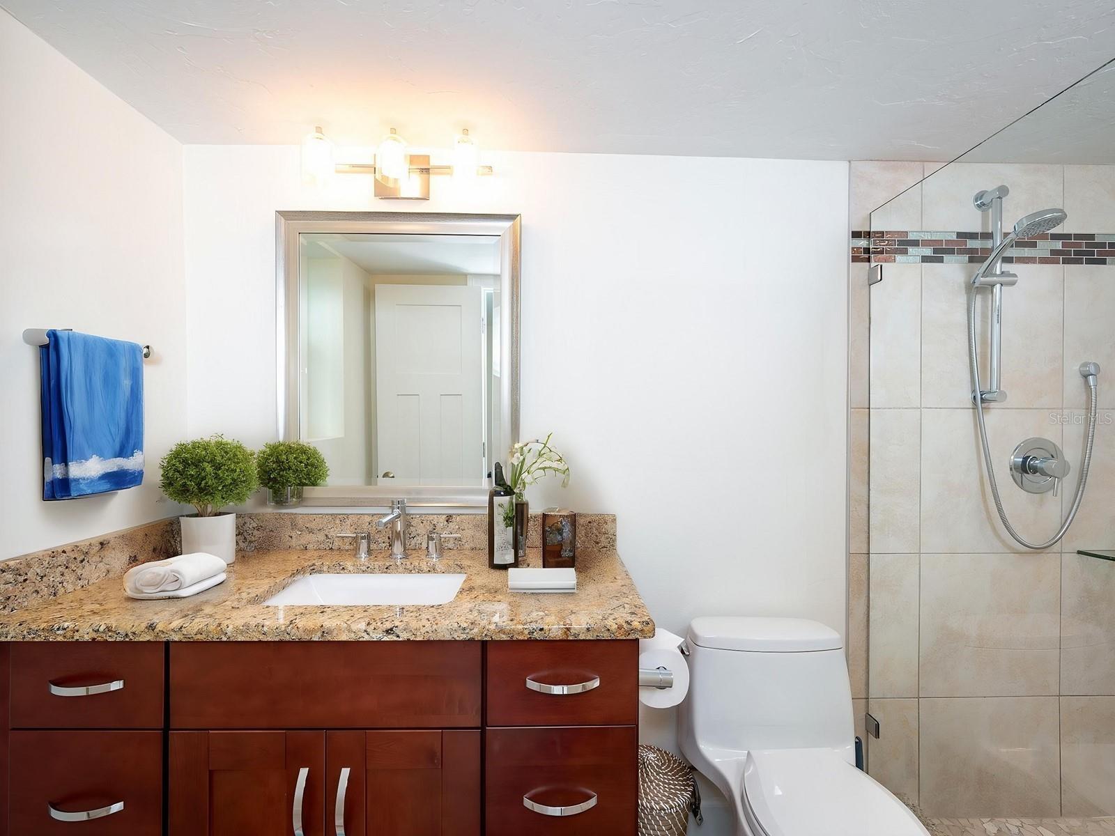 THE 101 CONDOMINIUM - Residential Lease