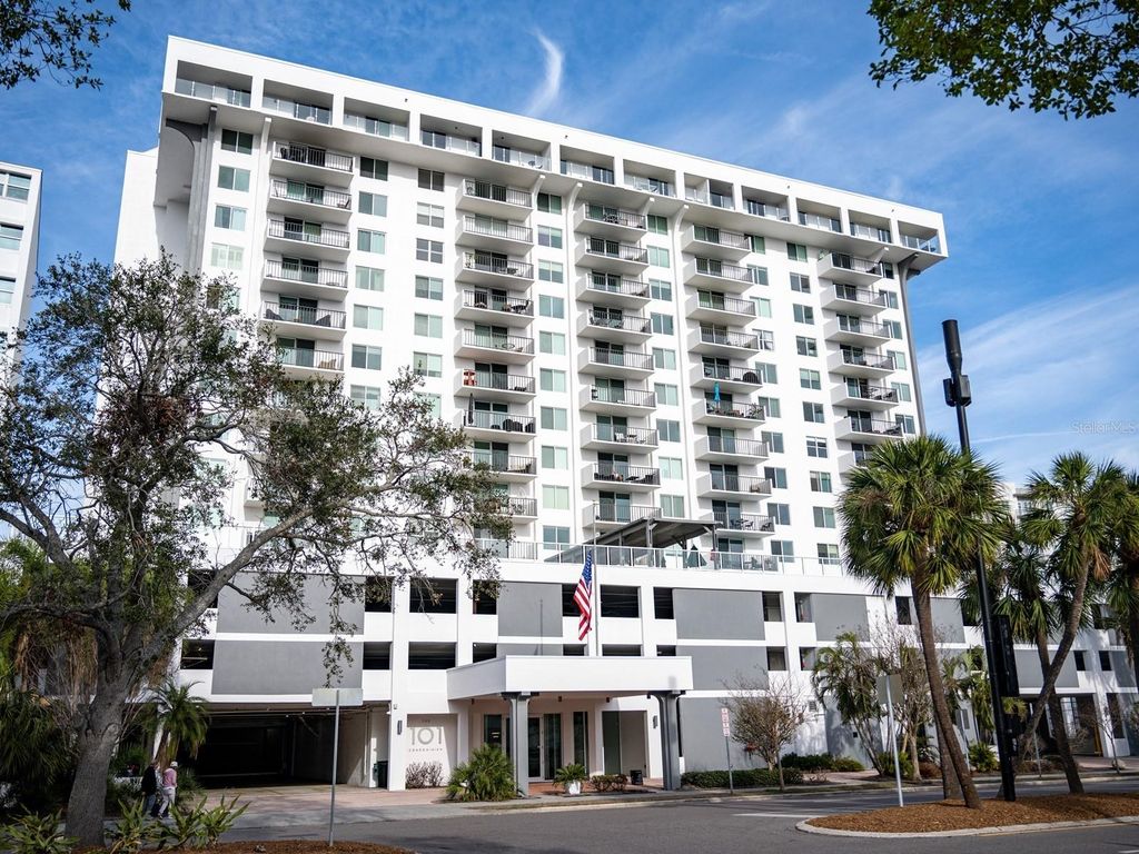 Photo of 101 S Gulfstream Avenue #10E, Sarasota, FL 34236 (MLS # A4672845)