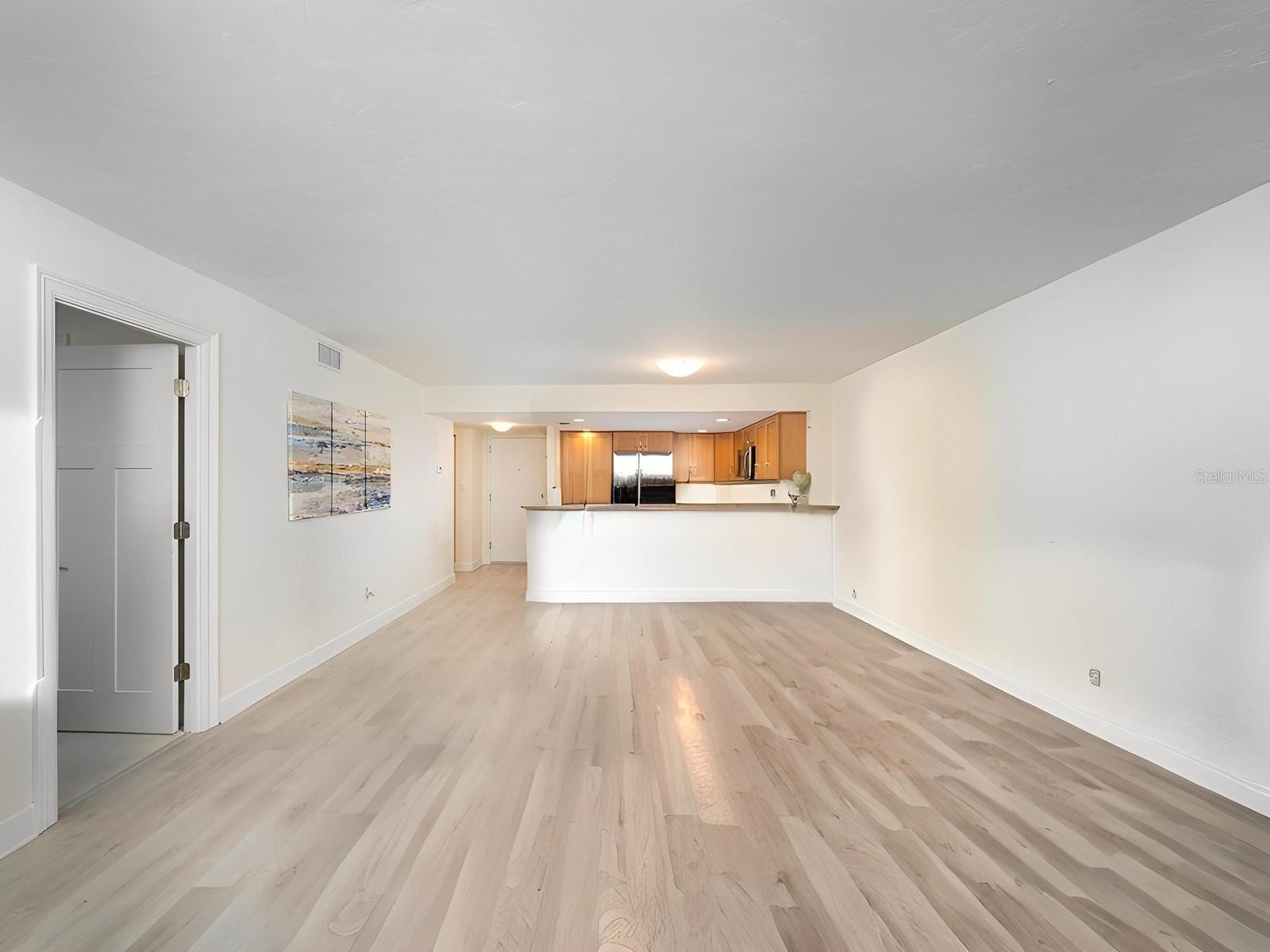 THE 101 CONDOMINIUM - Residential Lease