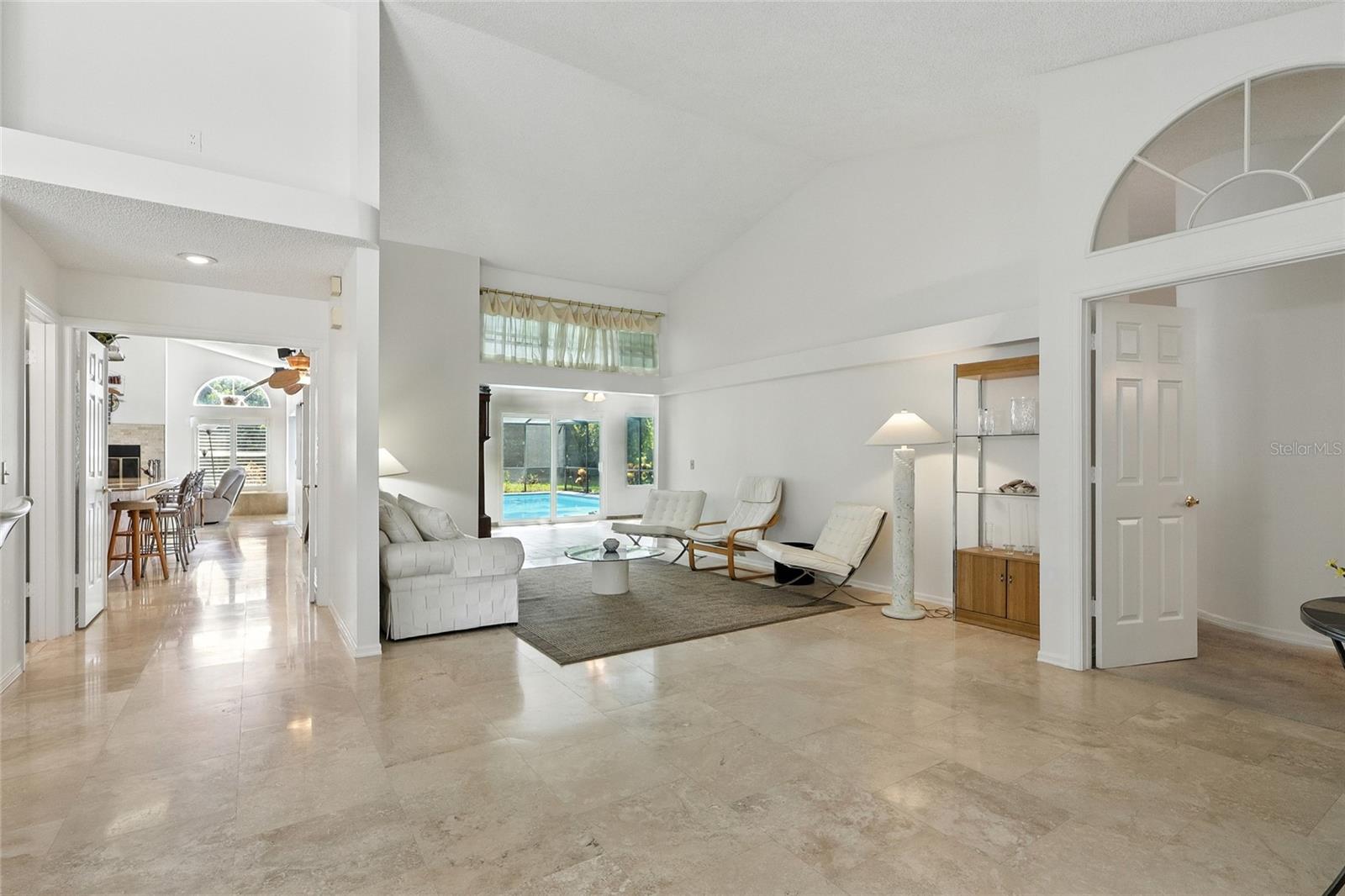 CARROLLWOOD VILLAGE - Residential