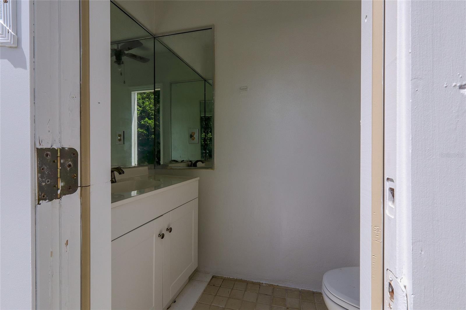 CARROLLWOOD VILLAGE - Residential