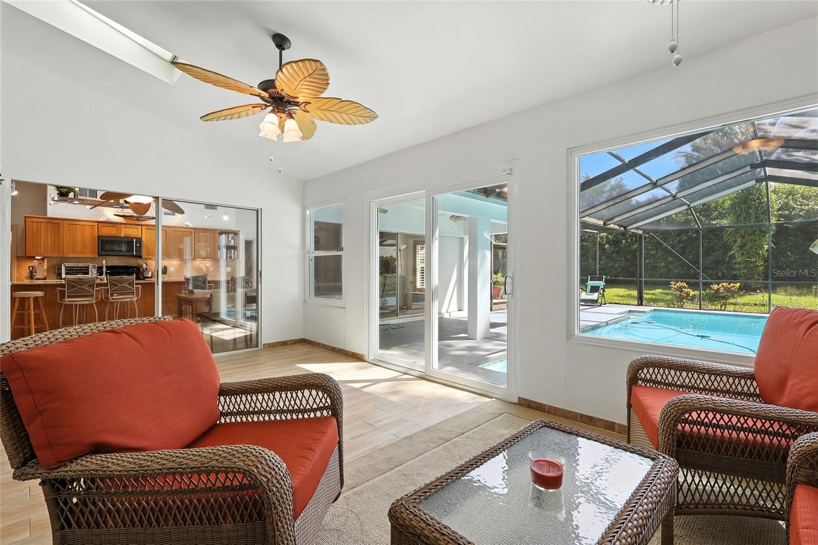 CARROLLWOOD VILLAGE - Residential