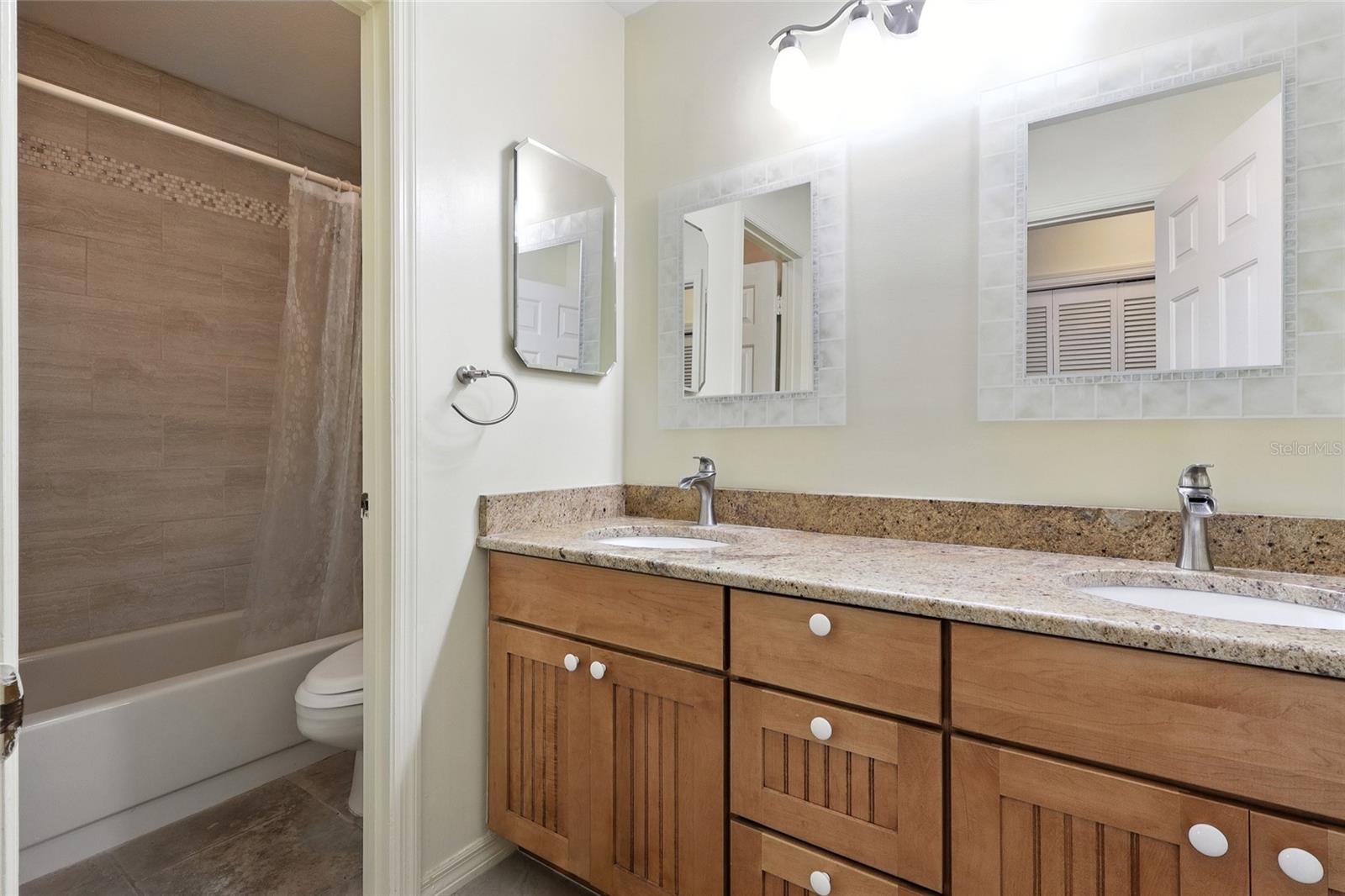 CARROLLWOOD VILLAGE - Residential