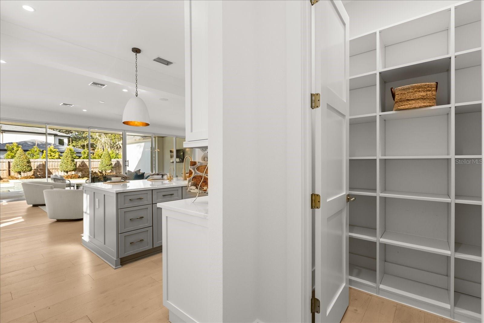 CHARMONT - Residential