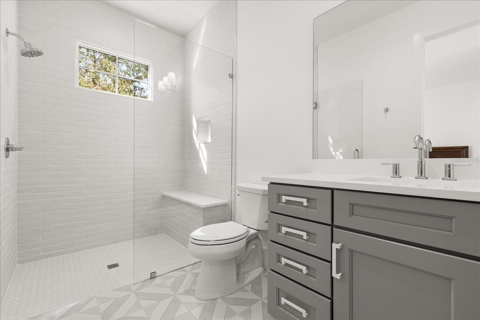 CHARMONT - Residential