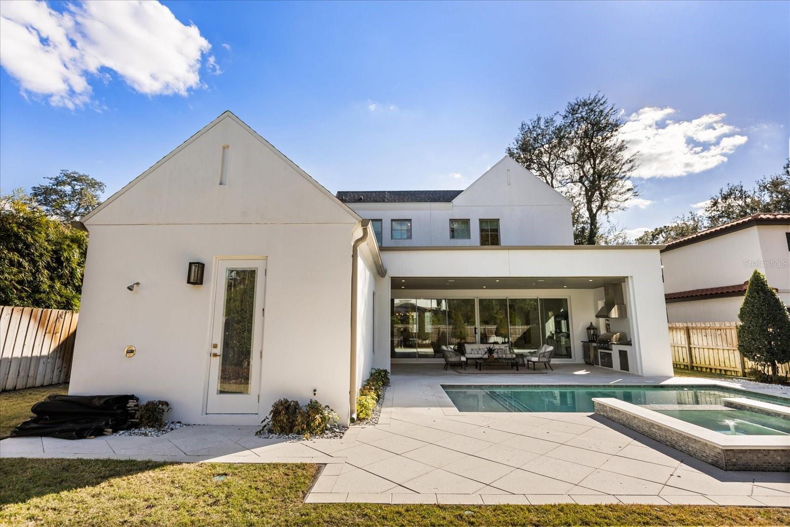 CHARMONT - Residential