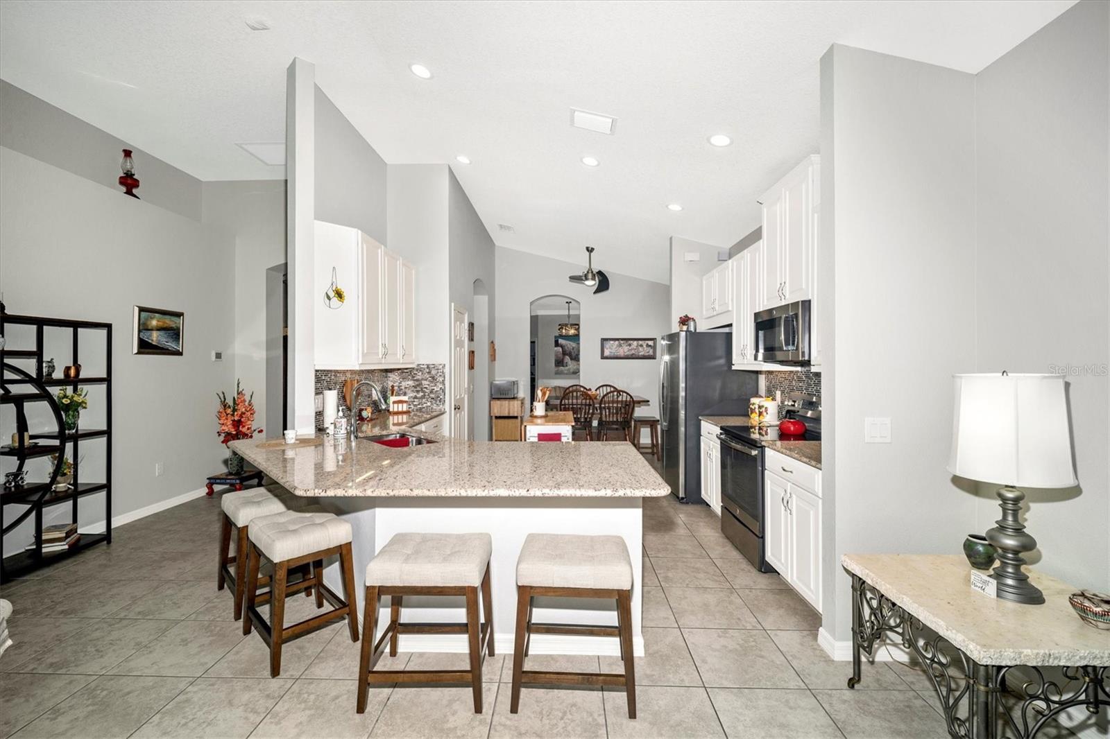 ARBOR LAKES ON PALMER RANCH - Residential