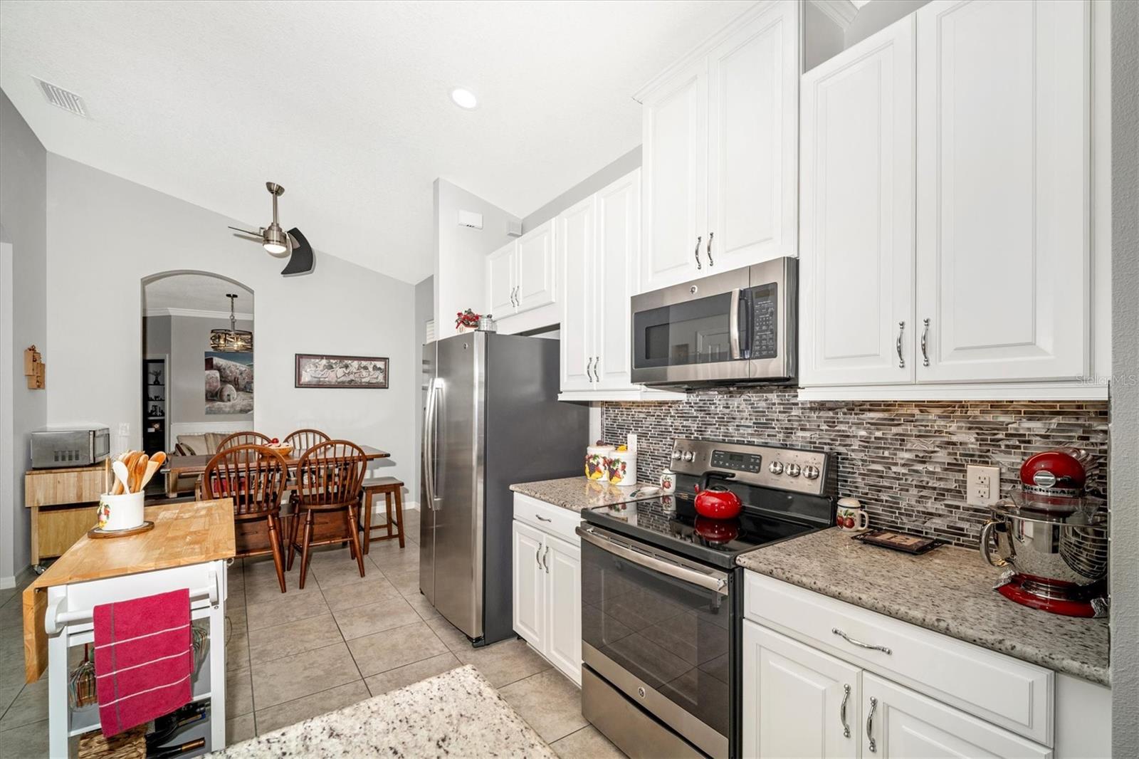 ARBOR LAKES ON PALMER RANCH - Residential