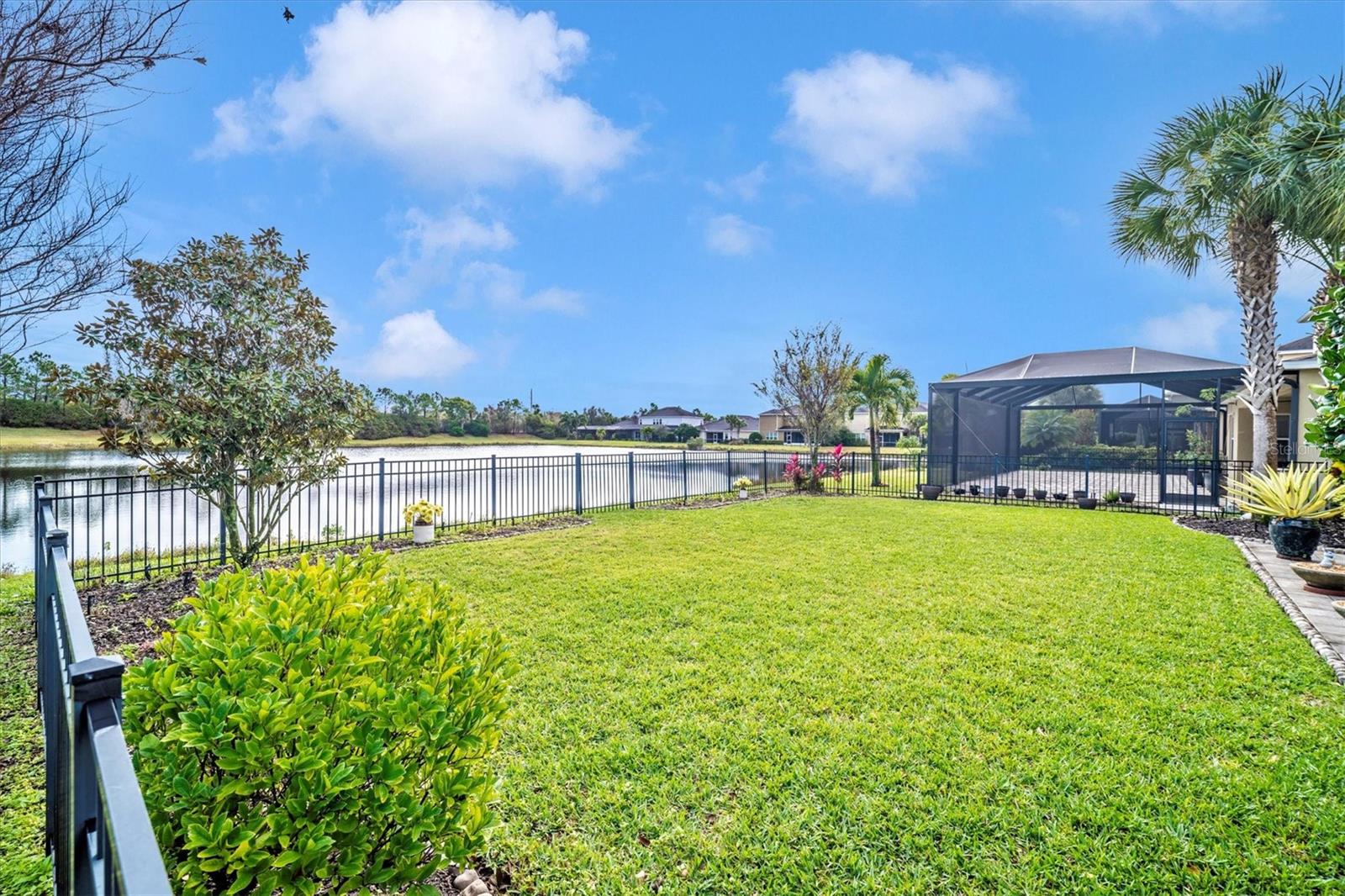 ARBOR LAKES ON PALMER RANCH - Residential